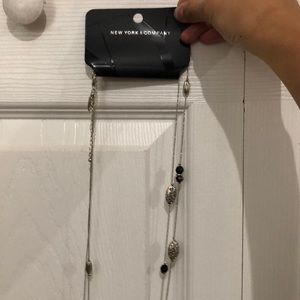 NEW YORK & Co black and silver NECKLACE